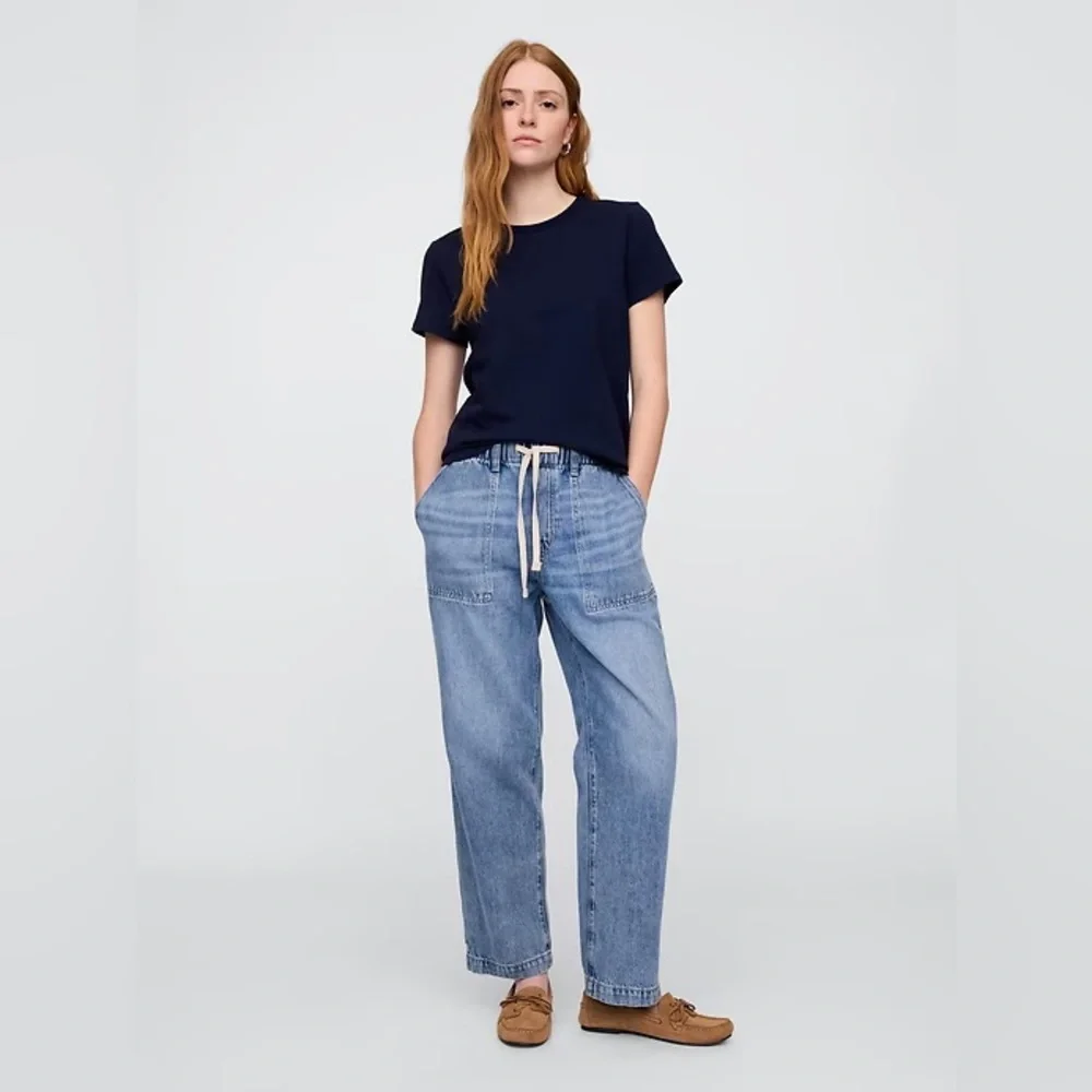NWT! GAP Medium Wash Mid Rise SuperSoft Easy Jeans - #733014 SIZE XL 🩷